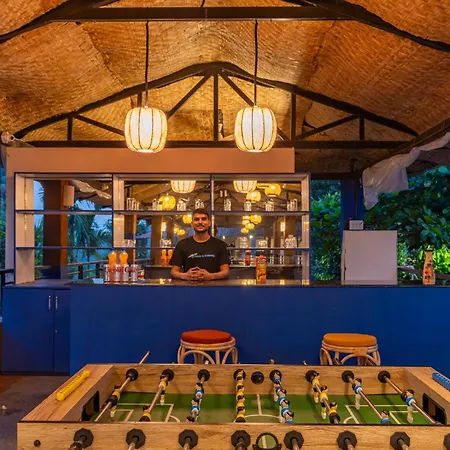 Madpackers Goa Anjuna - Bar-3